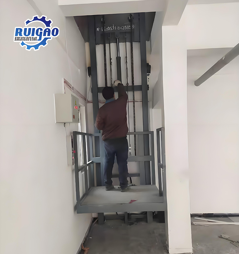 單缸單軌簡易貨梯